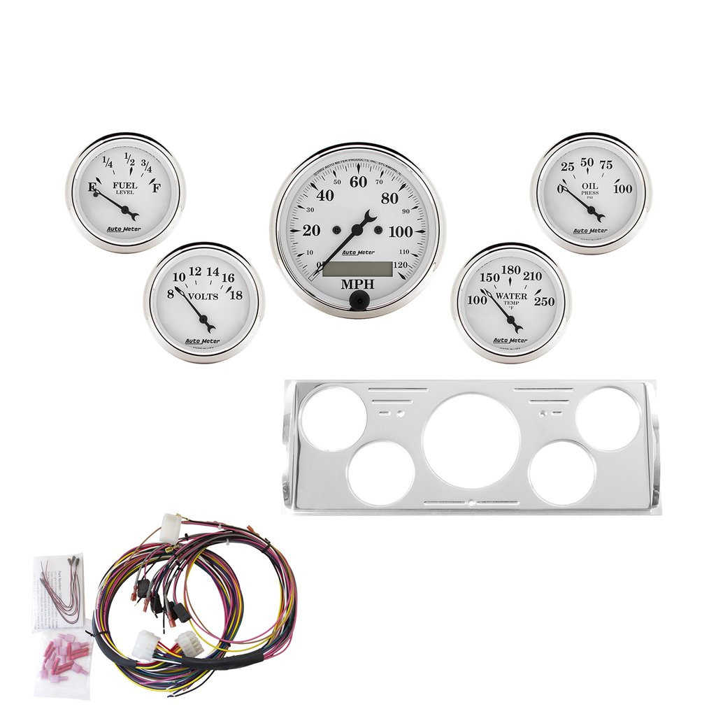 AutoMeter 5 GAUGE DIRECT-FIT DASH KIT, CHEVY TRUCK 40-46, OLD TYME WHITE