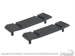 [SDK-C8ZZ-8125-A] Scott Drake C8ZZ-8125-A: Lower Radiator Mount Insulators 1968-1970 Ford Mustang